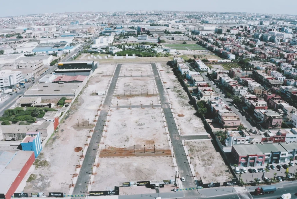 Quartier résidentiel bien desservi, idéal pour valoriser un projet immobilier.